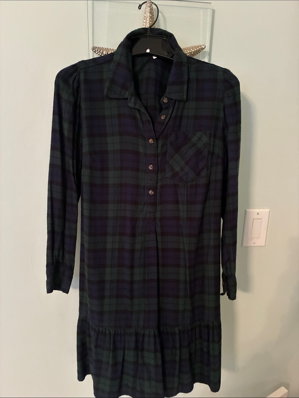 Plaid Long Sleeve Shirt Dress in Dark Green and Navy. Size S.
